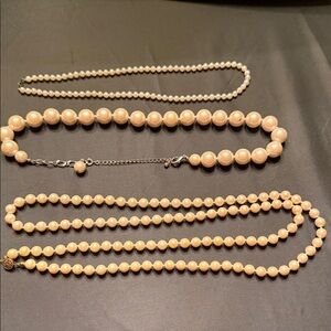 Elegant Cream Pearl Necklace Set